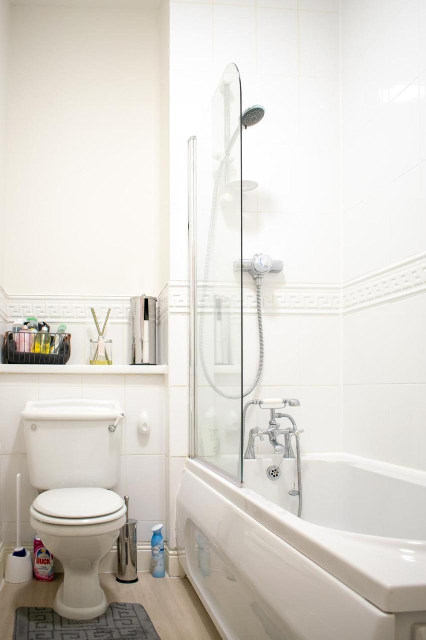 Beautifully Renovated Apartment -Central Единбург Екстериор снимка
